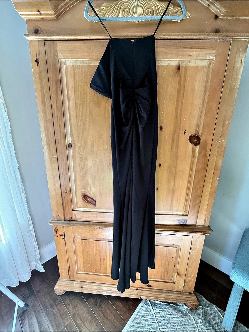 AQUA Scuba Strapless Bow-Front Black Gown Size 2 - Picture 4 of 5